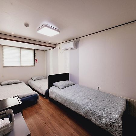 Olive Hostel Myeongdong Seoul Exterior photo