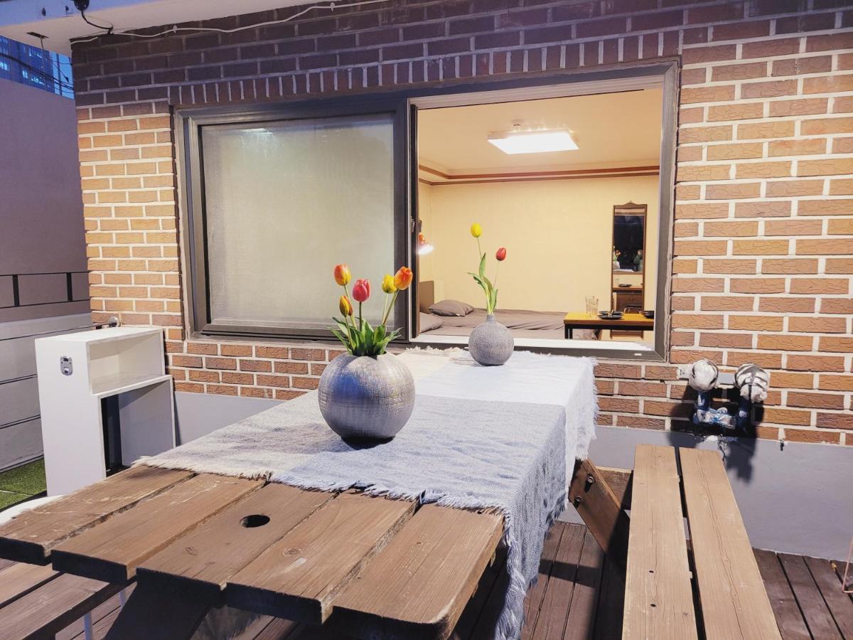 Olive Hostel Myeongdong Seoul Exterior photo