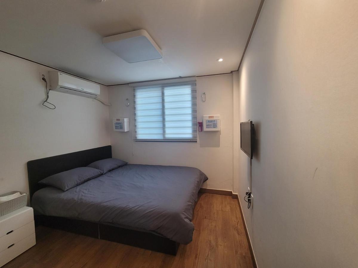 Olive Hostel Myeongdong Seoul Exterior photo