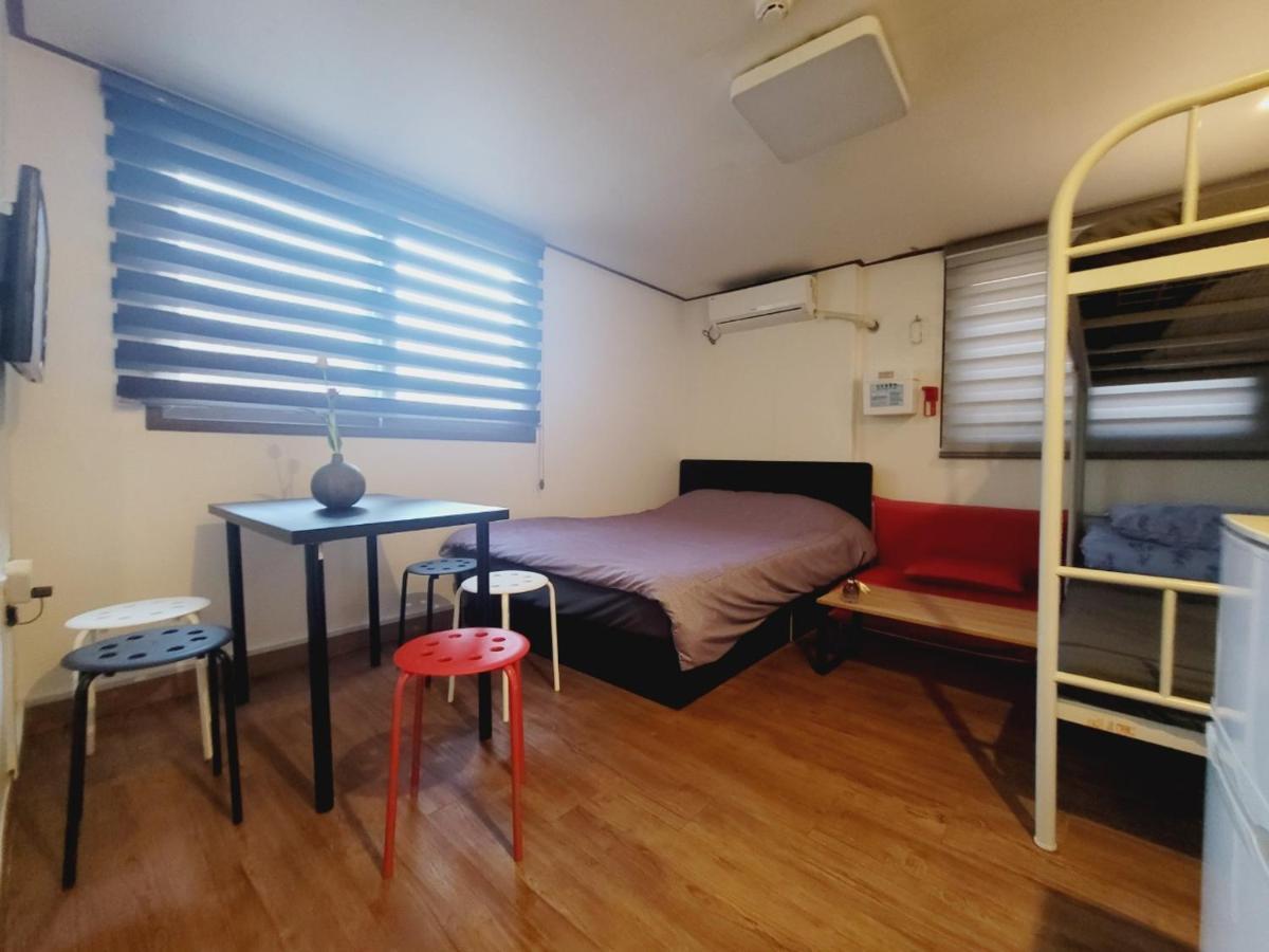 Olive Hostel Myeongdong Seoul Exterior photo
