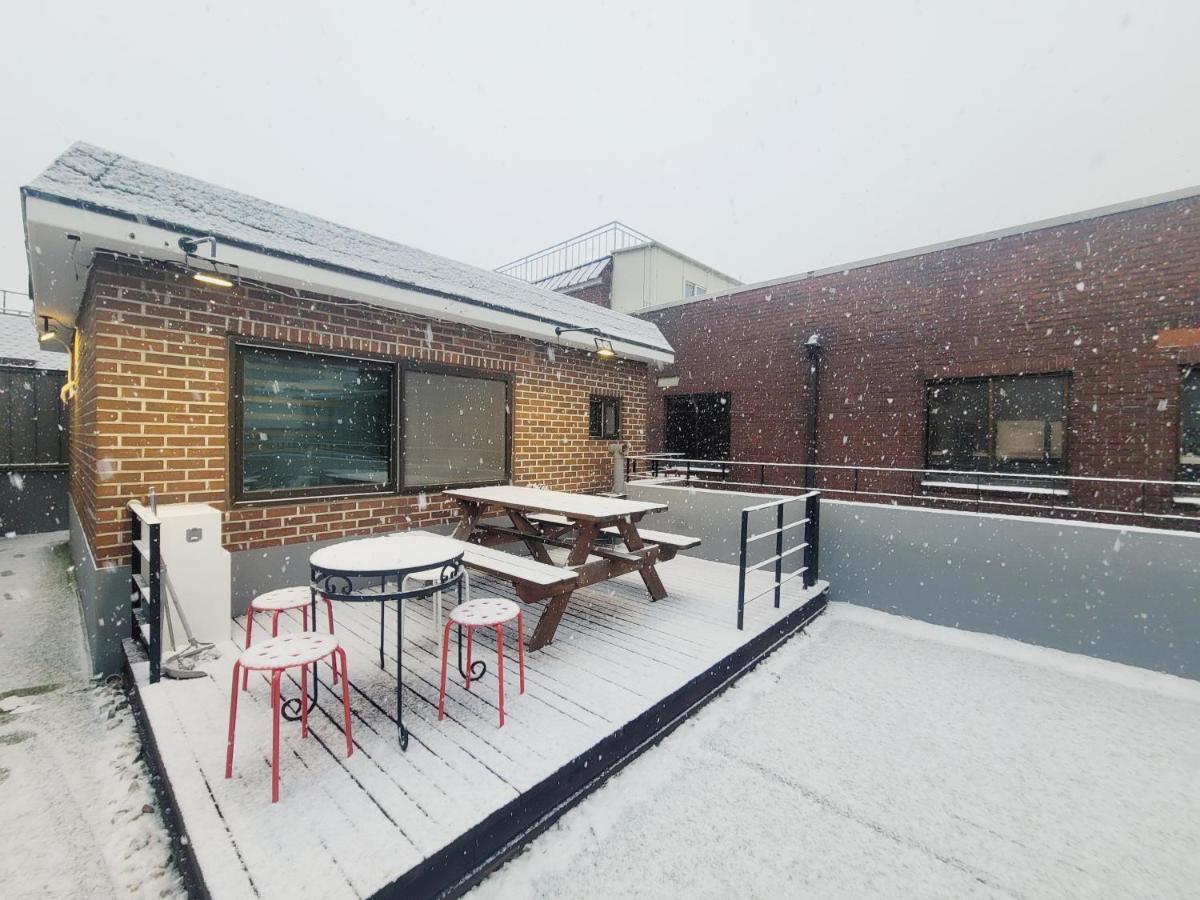 Olive Hostel Myeongdong Seoul Exterior photo