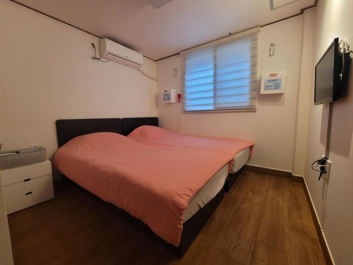 Olive Hostel Myeongdong Seoul Exterior photo